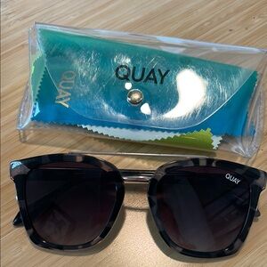 Quay Sweet Dream Sunglasses, Great Condition